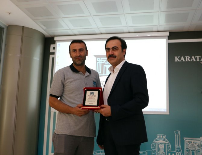 KTO Karatay’dan başarılı personele ödül