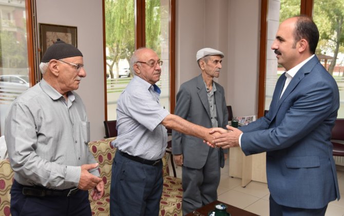 Altay, “Şehrin sorunlarına hemşehrilerimizle birlikte çözüm üretiyoruz”