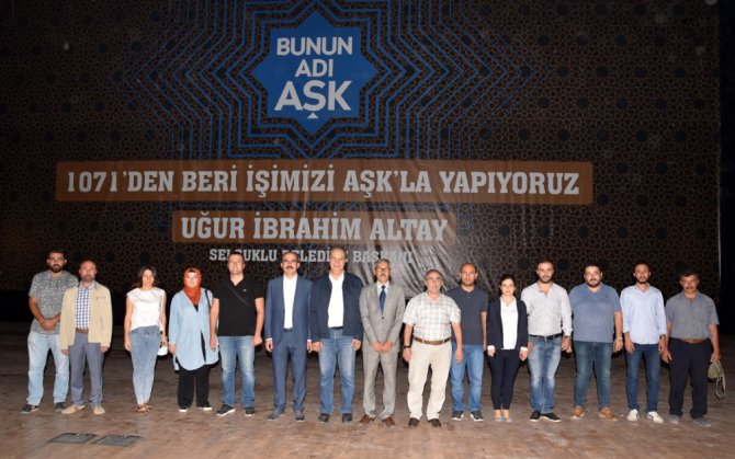 Mimarlar Selçuklu Kongre Merkezini gezdi