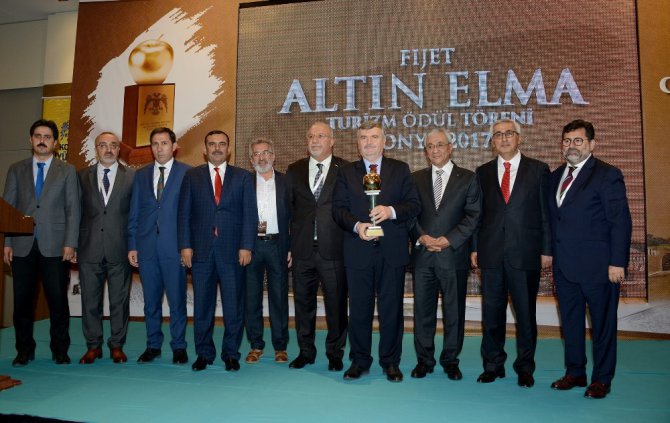 Turizmin Oscar’ı “FİJET Altın Elma” ödülü Konya’nın