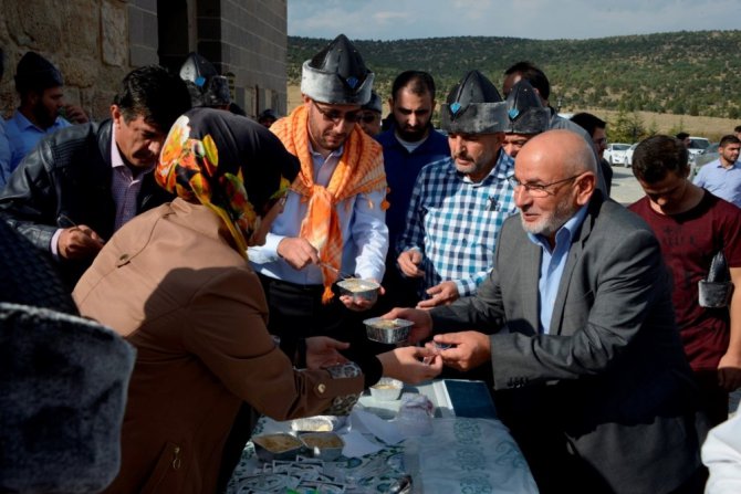 Ateşbâz Etkinlikleri aşure ikramıyla sona erdi