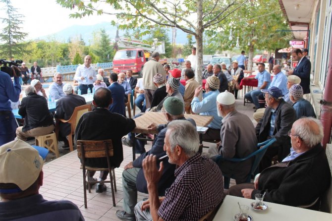Milletvekili Etyemez ve Başkan Özaltun’dan mahalle ziyareti