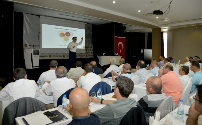Akyürek: “Konya’ya hizmet etmek herkese nasip olmaz”