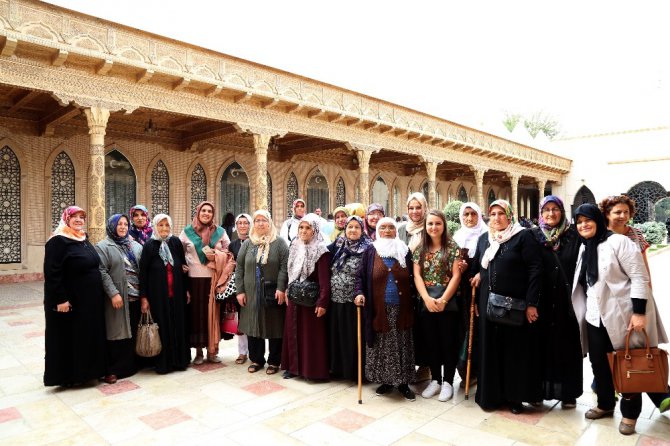 Aksaraylı şehit anneleri için Konya gezisi düzenledi