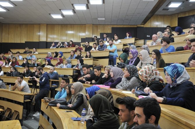 Selçuk’ta Osmanlı Dönemi’ndeki Balkanlar anlatıldı
