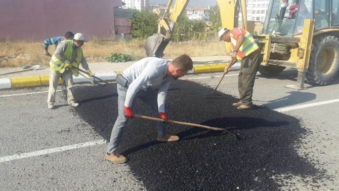 Seydişehir Belediyesinin asfalt çalışmaları sürüyor