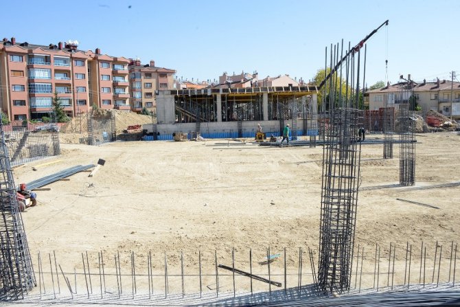 Aşkan Spor Kompleksi yapımı devam ediyor