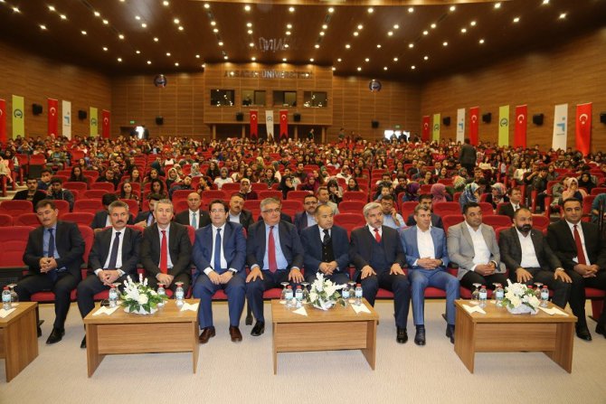Aksaray’da Akif Kariyer ve Meslek Tanıtım Günleri Başladı