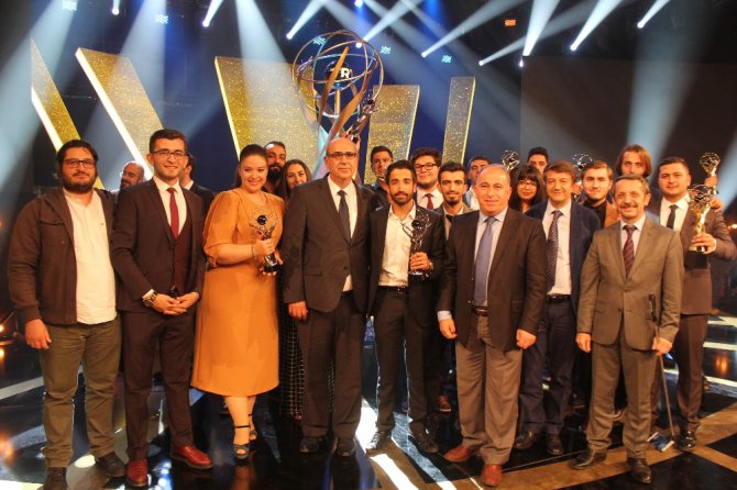 Selçuk İletişim “TRT Geleceğin İletişimcileri Yarışması”nda birinci oldu
