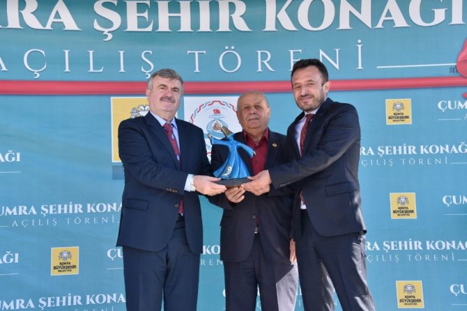 Çumra Şehir Konağı hizmete açıldı