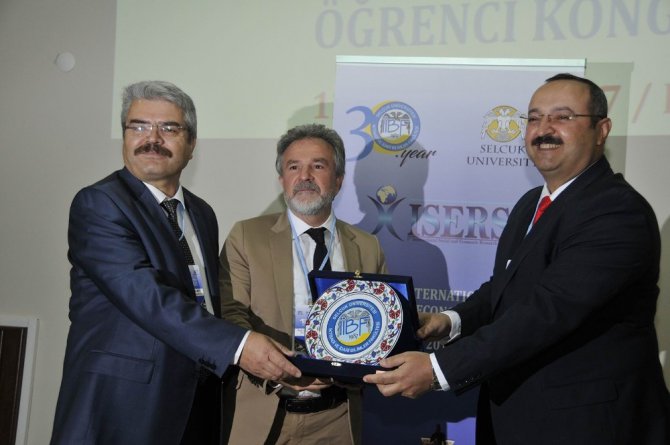 Konya’da öğrenci kongresi başladı