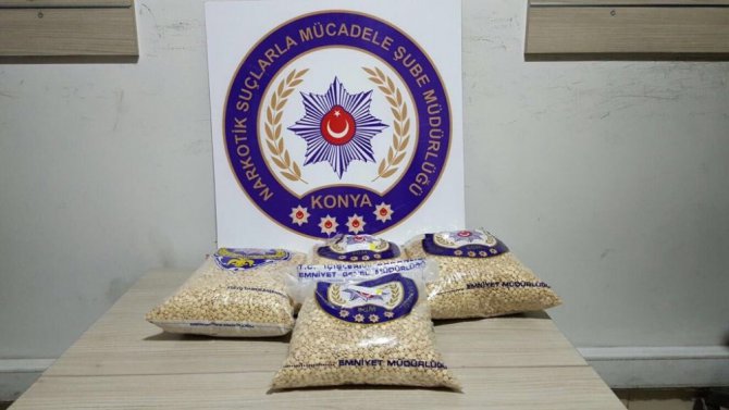 Konya’da 110 bin adet uyuşturucu hap ele geçirildi
