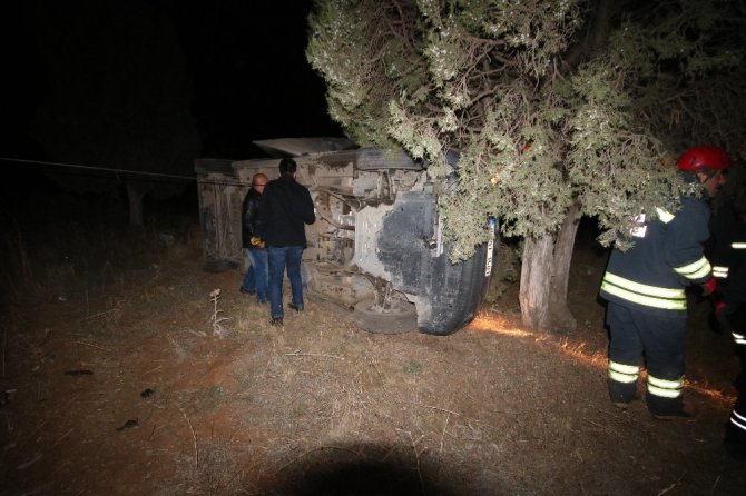 Minibüs takla attı: 1 ölü