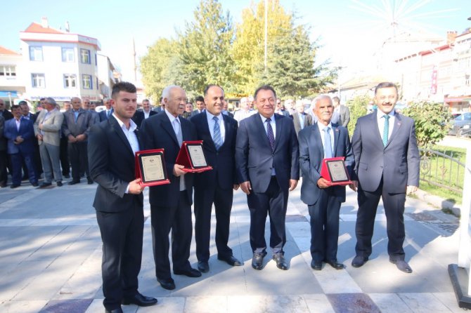 Beyşehir’de muhtarlar günü kutlandı
