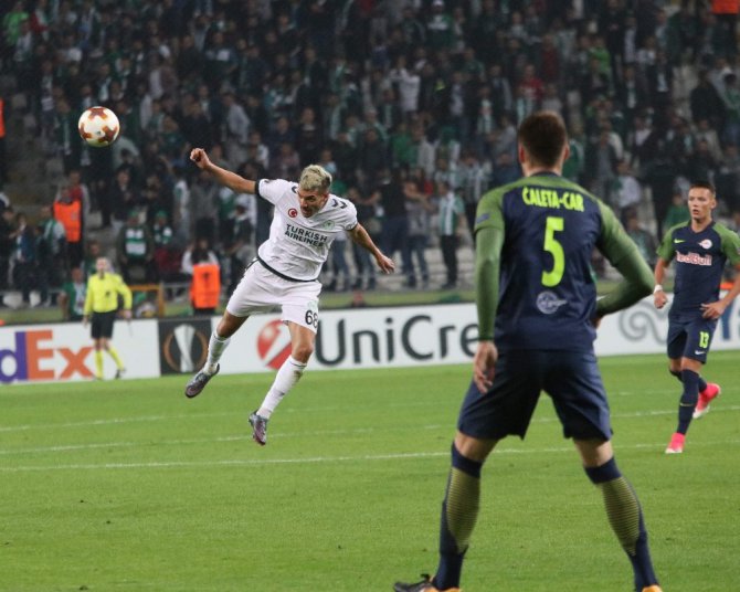 UEFA Avrupa Ligi: Atiker Konyaspor: 0 - Salzburg: 2 (Maç sonucu)