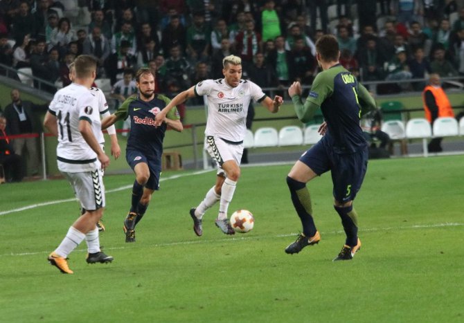 UEFA Avrupa Ligi: Atiker Konyaspor: 0 - Salzburg: 2 (Maç sonucu)