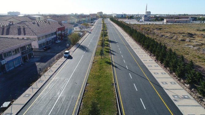 Aksaray’da kaldırımlar, yollar ve alt yapı eş zamanlı yenileniyor
