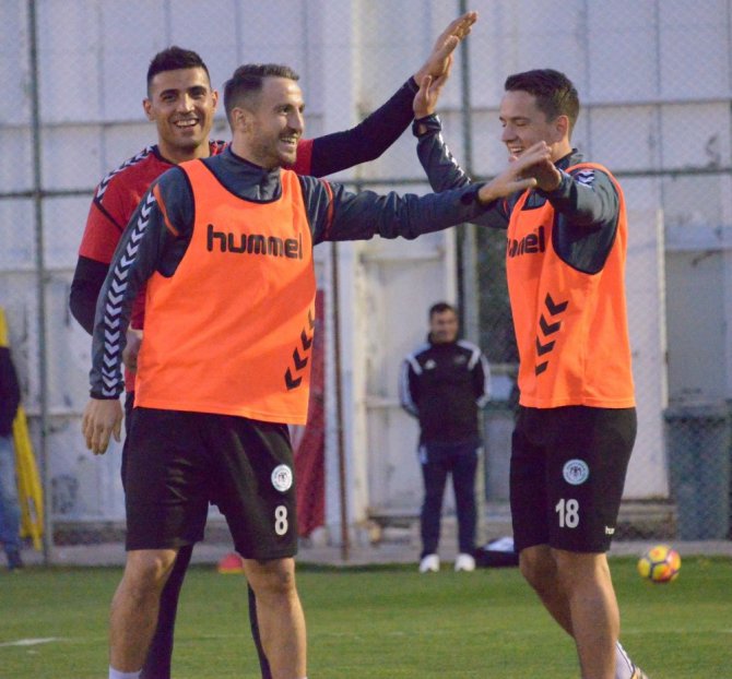 Atiker Konyaspor’da, Osmanlıspor maçı hazırlıkları başladı