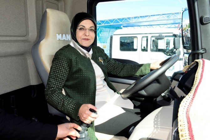Meram’a 20 milyonluk 70 araç ve iş makinesi