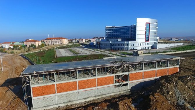 Beyşehir’de yeni devlet hastanesi hizmet için gün sayıyor