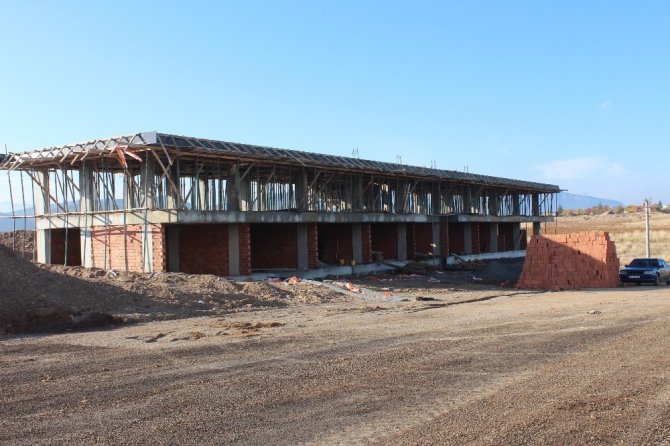 Beyşehir’de yeni devlet hastanesi hizmet için gün sayıyor
