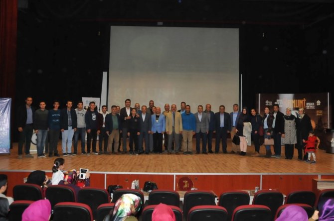 Yazar Talha Uğurluel Akşehir’de Kanuni’yi anlattı