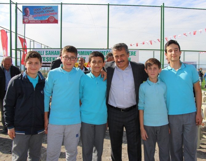 Seydişehir Ortakaraören Mahallesinde sentetik çim saha açılışı