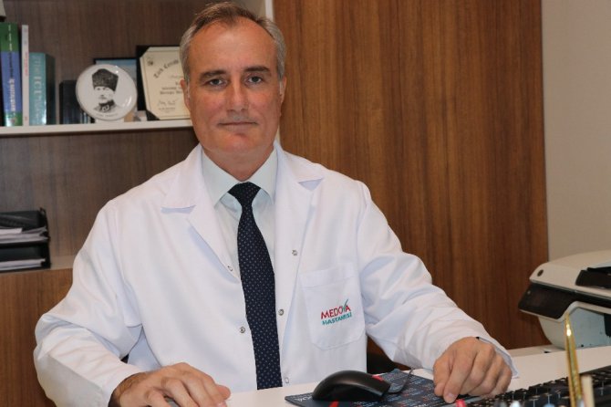 Dr. Atabekoğlu: “Sahaya çıkmadan maç kazanılmaz”