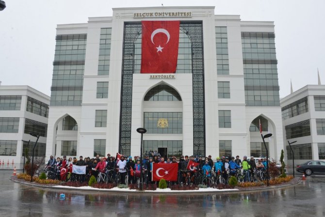Selçuk Üniversitesi’nde 29 Ekim Cumhuriyet Bayramı Bisiklet Turu