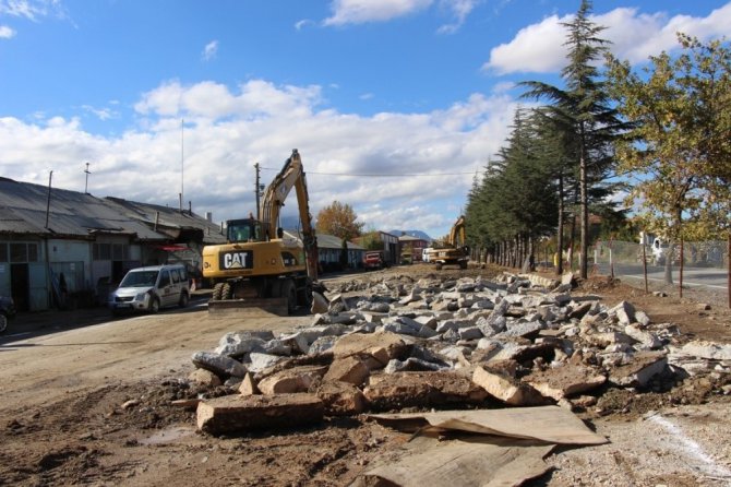 Seydişehir’de makine parkı hizmet binası yapımına başlandı