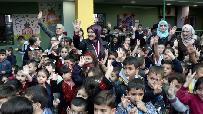 Filistinli miniklerin Erdoğan sevgisi