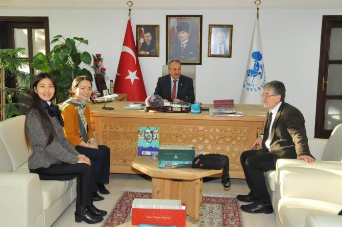 Akşehirli iş adamıyla evli Çinli gelin Müslüman oldu