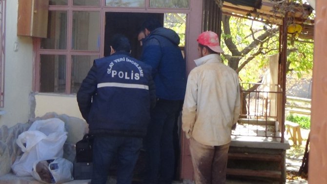Maskeli şüphelilerin Suriye uyruklu hamile kadını gasp ettiği iddiası