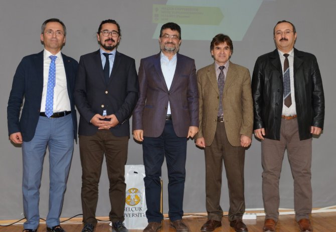 Selçuk’ta,Türkiye’de Bilim Akademisi Geleneği anlatıldı