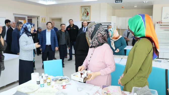 Başkan Yazgı, basın mensuplarıyla projeleri inceledi