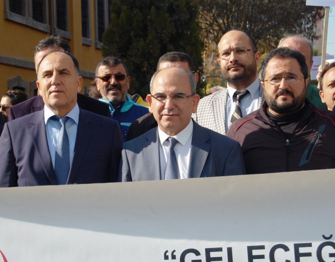 Konya’da Dünya Diyabet ve KOAH Günü yürüyüşü gerçekleşti