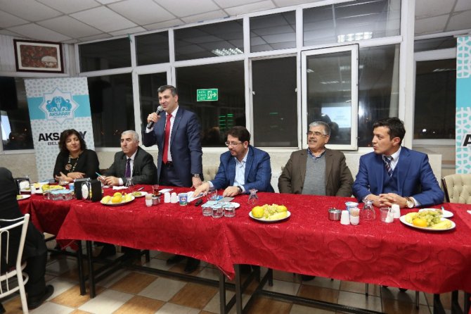 Başkan Yazgı, mahalle muhtarları ile ile istişare toplantısı yaptı