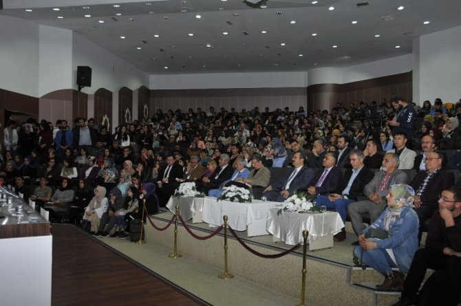 Selçuk’ta “Tarihin Tanıklığında Ermeni Meselesi” paneli yapıldı