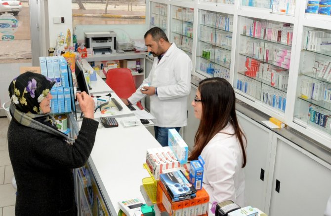 Doç. Dr. Yüksel: “Antibiyotik geleceğimizi tehdit ediyor”