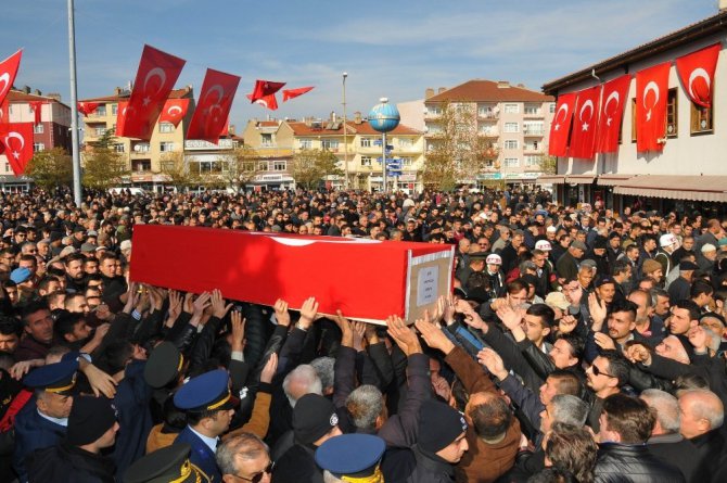 Konyalı Şehit Uzman Çavuş Aykut Kazar gözyaşlarıyla toprağa verildi