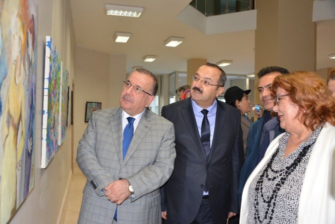 Selçuk’ta Öğretmenler Günü anısına resim sergisi