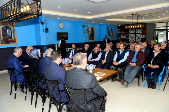 Meram’da halk toplantıları sürüyor