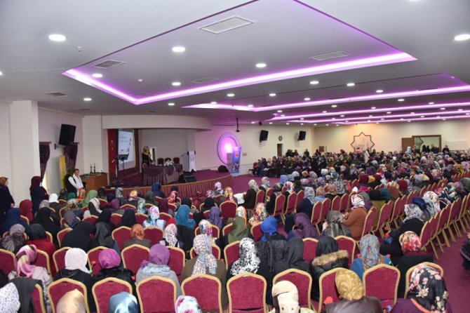KOMEK ve ASEM’de kandil coşkusu