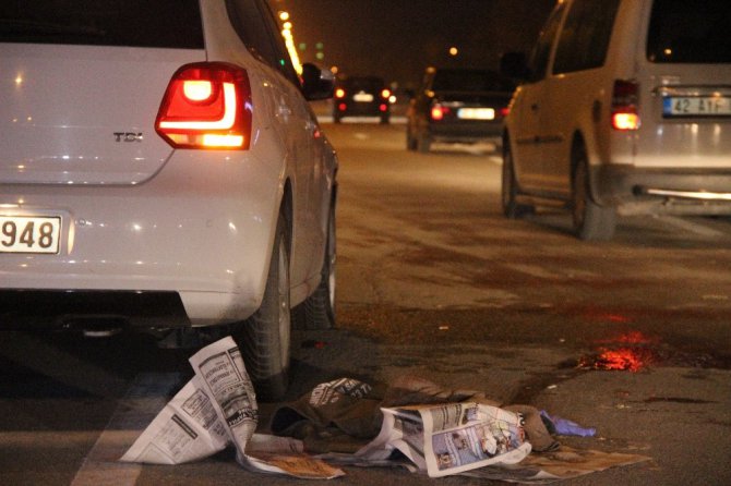 Otomobilin çarptığı bisikletli hayatını kaybetti