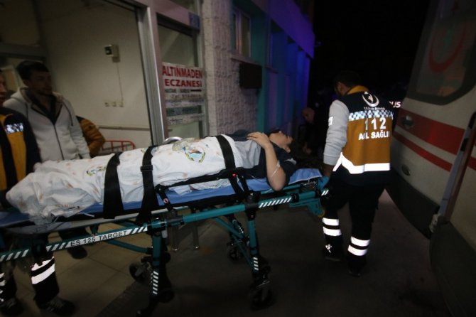 Otomobille çarpışan motosikletin sürücüsü öldü