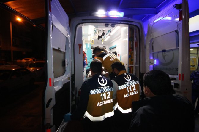 Otomobille çarpışan motosikletin sürücüsü öldü