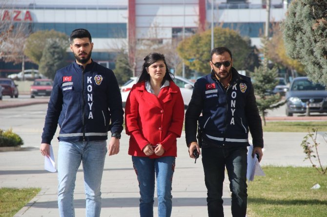 Sevgilisini bıçaklayarak öldüren kadın tutuklandı