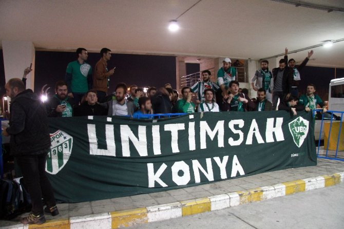 Bursaspor’a Konya’da coşkulu karşılama