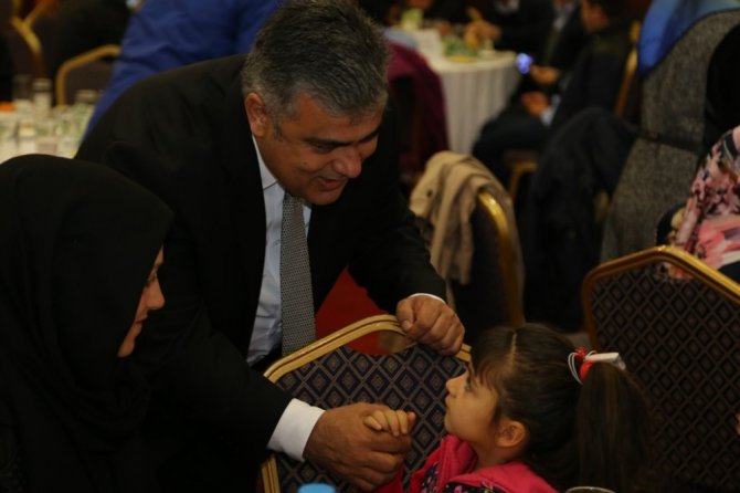 Başkan Özgüven, engelliler için düzenlenen programa katıldı