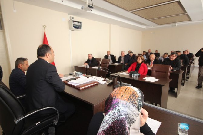 Başkan Özaltun, kaldırım işgallerine son verilmesi çağrısında bulundu